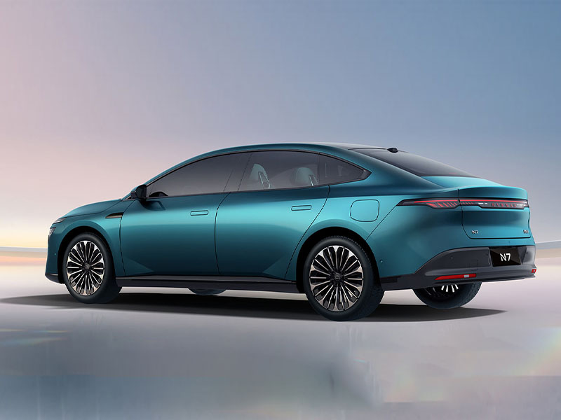 Nissan N7 Rear