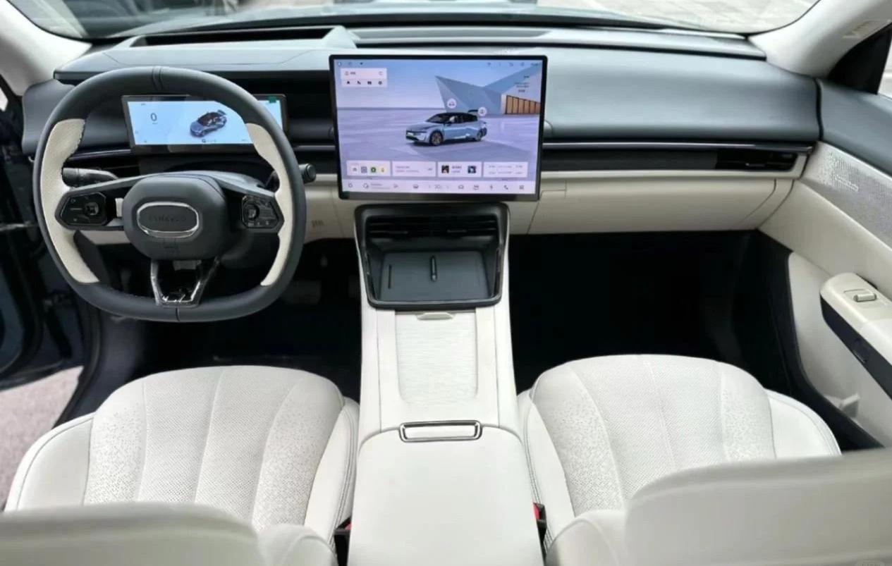 Lynk & Co 07 EM-P-hesucar